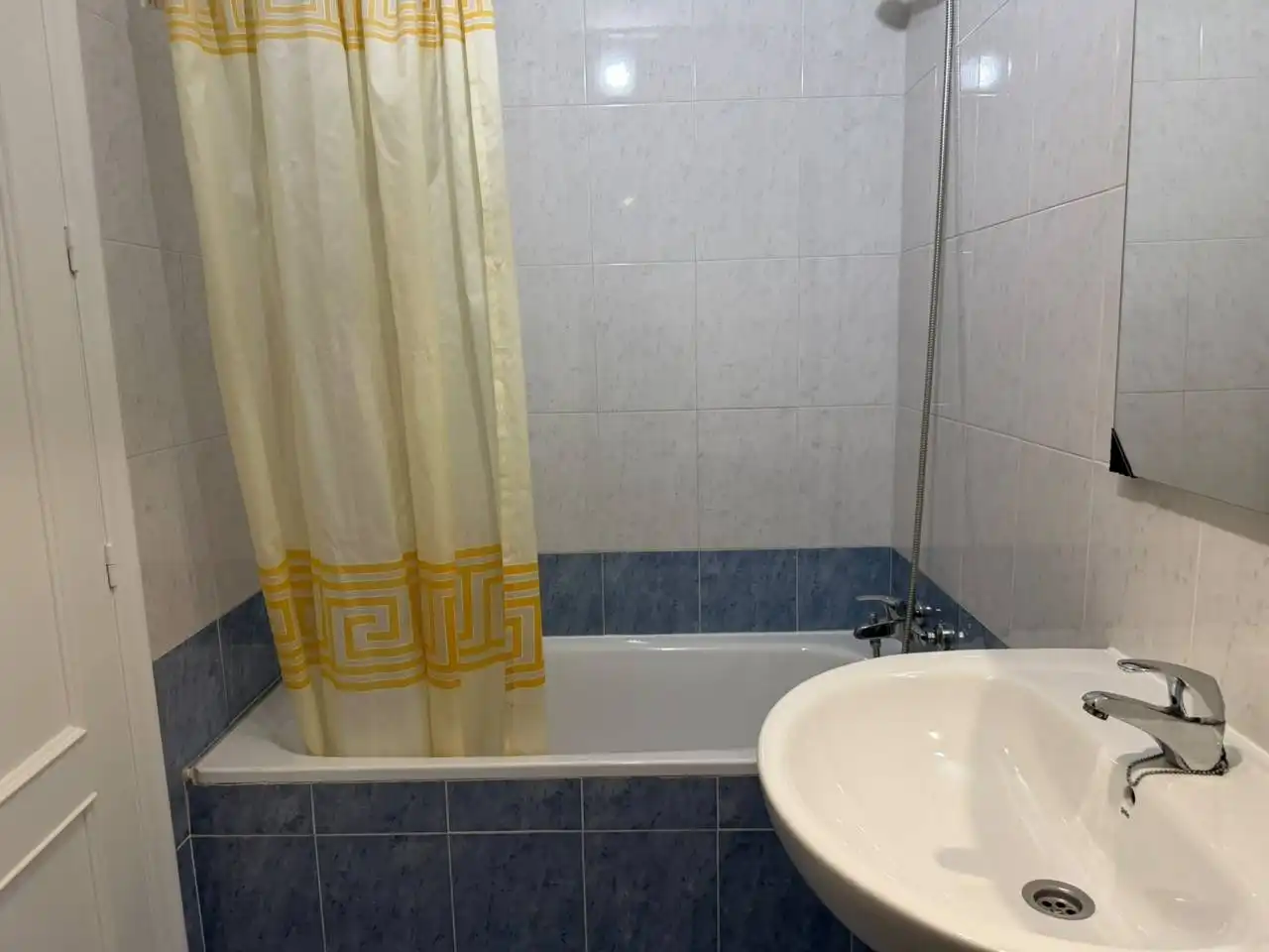 Flat with terrace to rent in Calle Avenida Ronda de La Unión, imagen 20