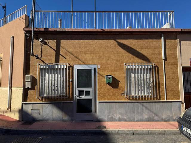 Casa-chalet en Venta en Calle PADRE MANJON en Benahadux