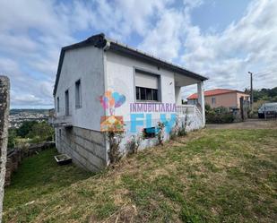 Vista exterior de Casa o xalet en venda en Ourense Capital  amb Jardí privat i Balcó