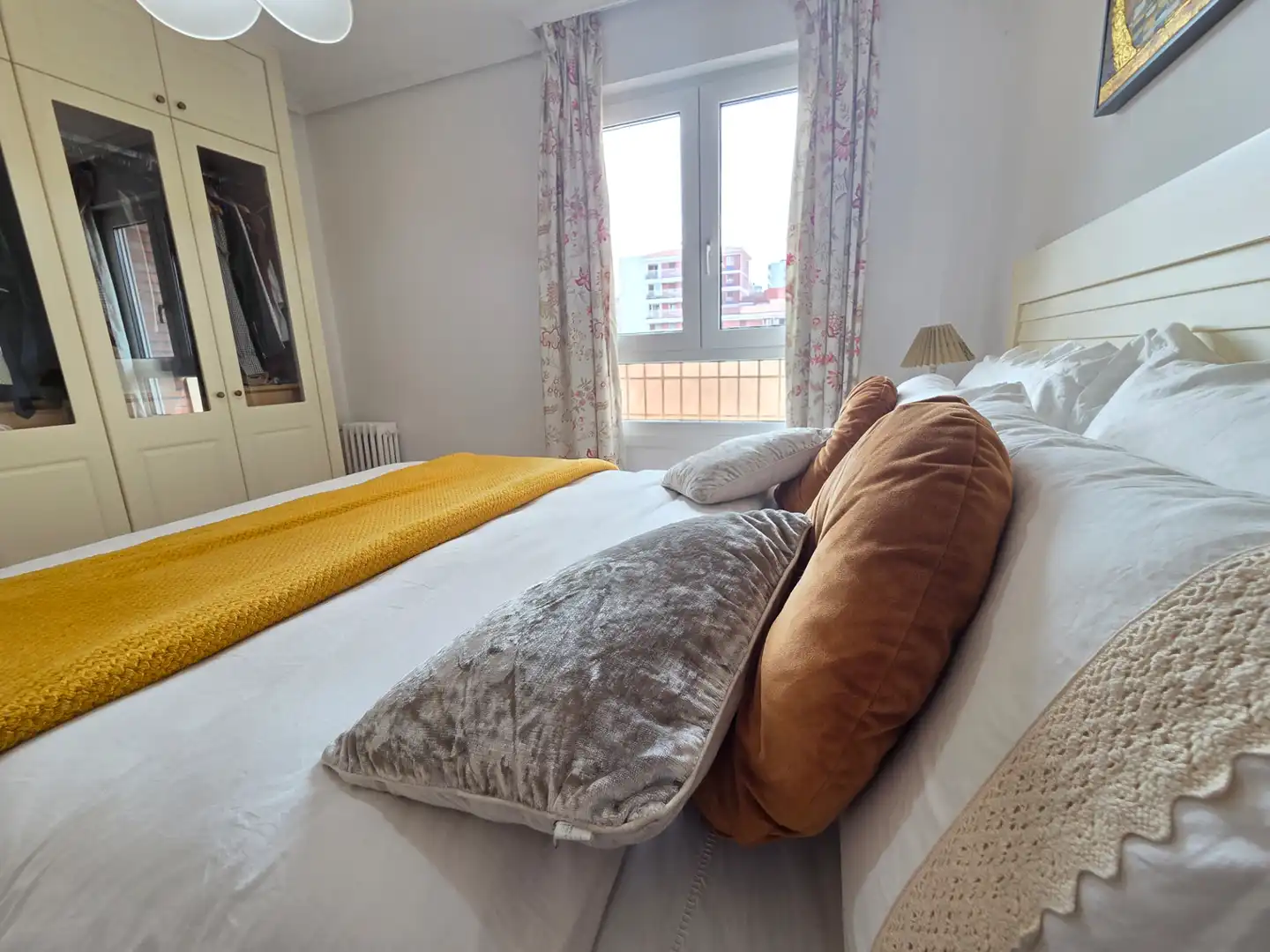 Bedroom of Flat for sale in Bilbao   with Heating and Balcony