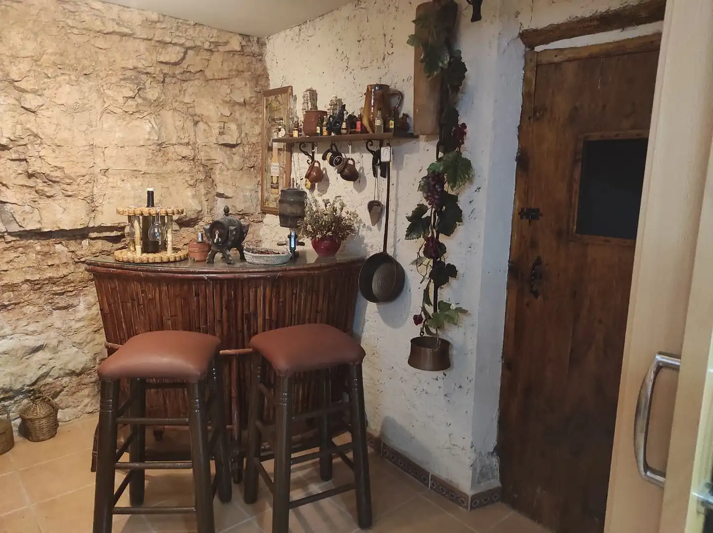 Cocina de Casa o chalet en venta en La Bisbal de Montsant con Terraza, Horno y Internet