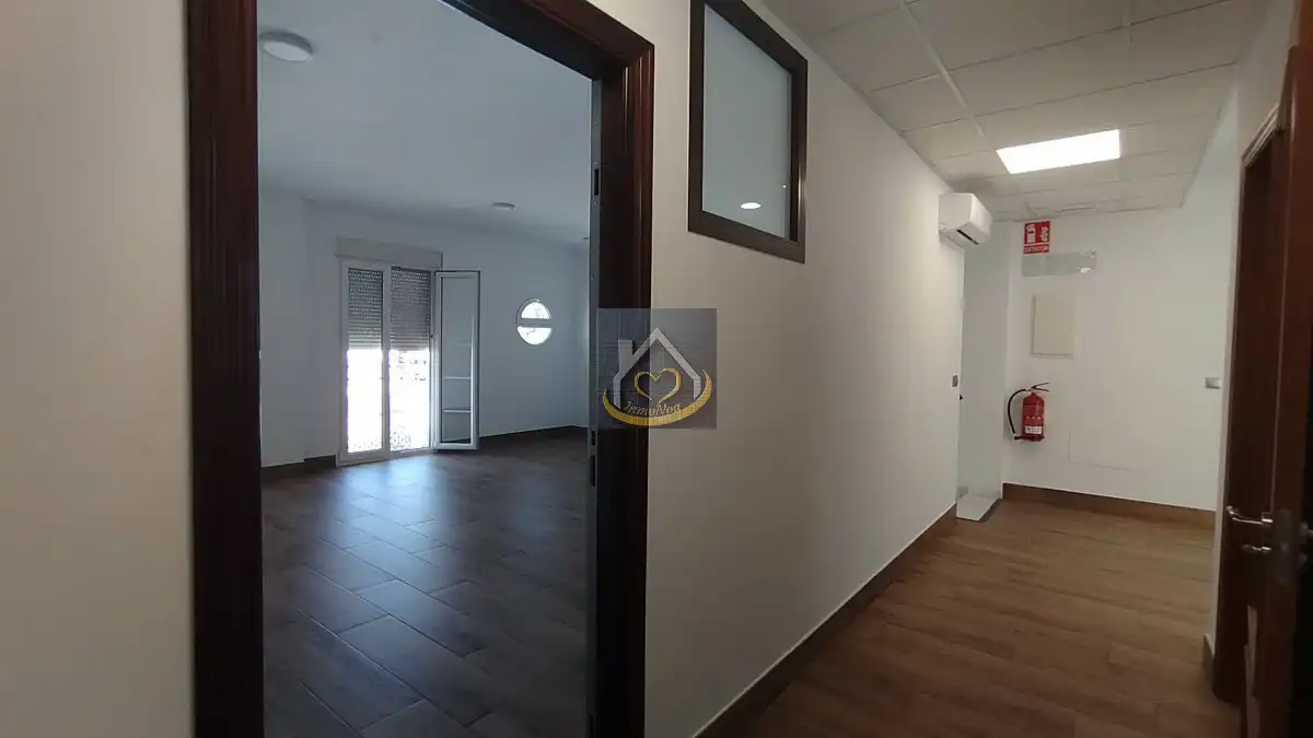 Office for rent in Cartaya  with Air Conditioner and Balcony
