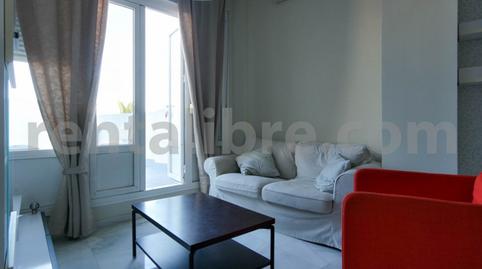 Foto 3 de Àtic de lloguer a Calle C Bodegas 13 Escalera 1 Letra, Centro, Cádiz