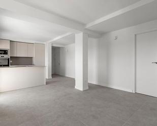 Flat for sale in  Madrid Capital  with Air Conditioner and Heating