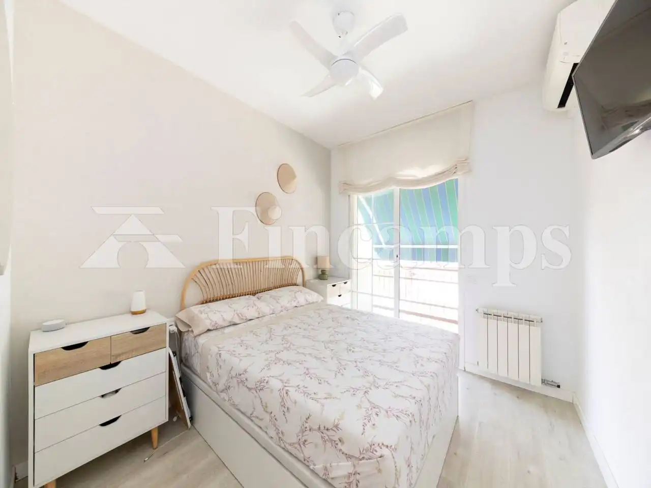 Bedroom of Flat for sale in Sabadell  with Air Conditioner, Heating and Parquet flooring