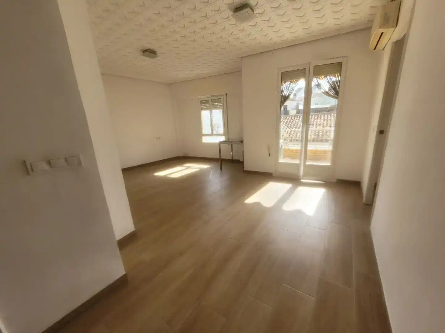 Sala d'estar de Pis en venda en Buñol amb Aire condicionat i Balcó