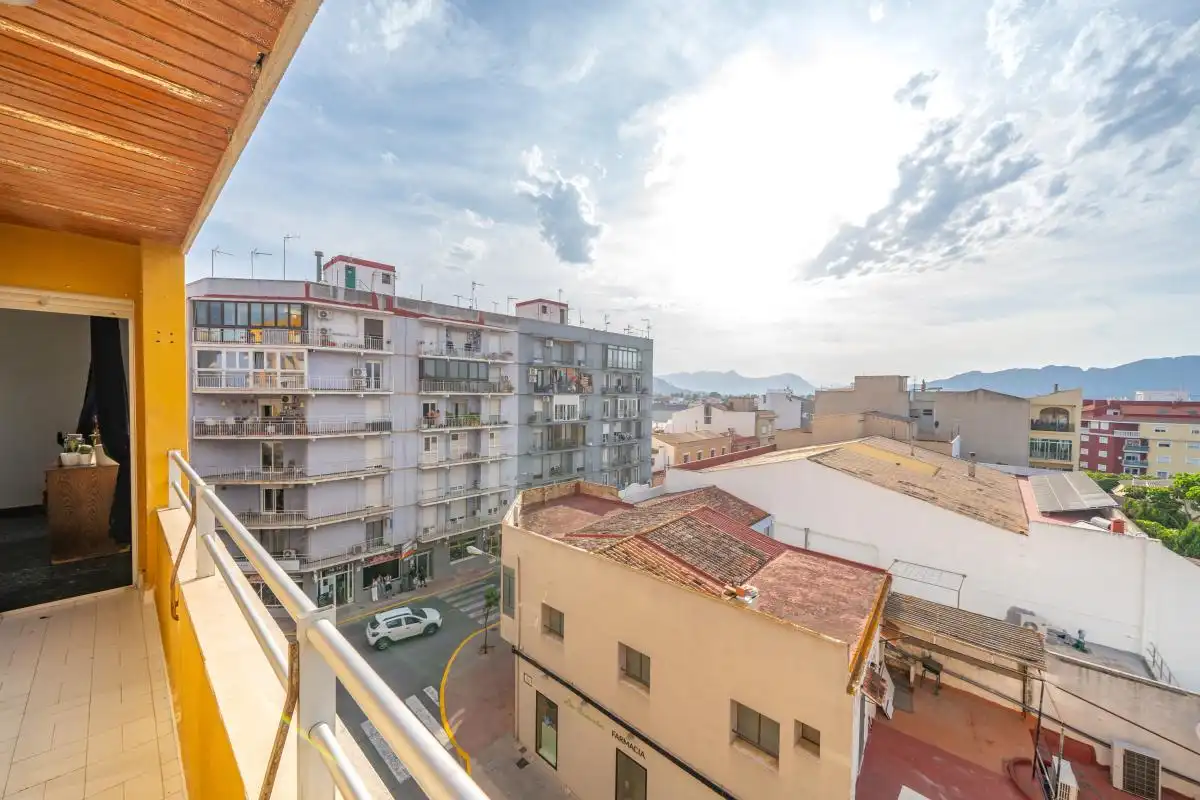 Vista exterior de Piso en venta en Pedreguer con Calefacción