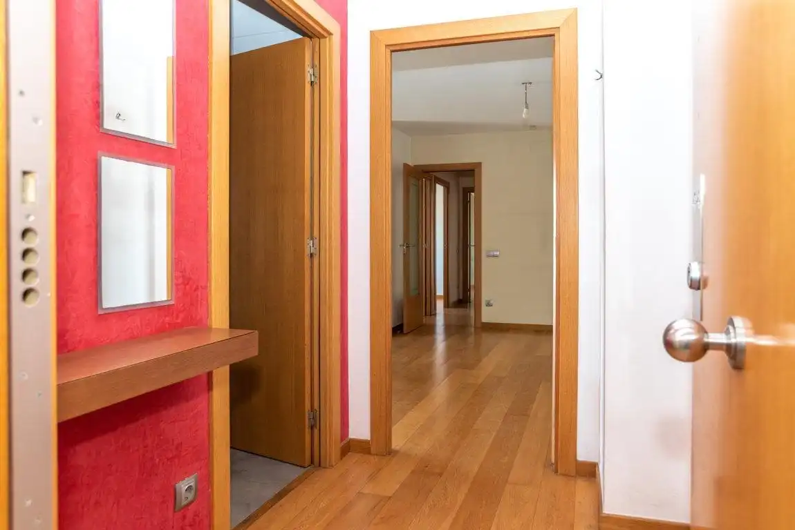 Wohnung zum Verkauf in Badalona mit Heizung, Parkett und Terrasse
