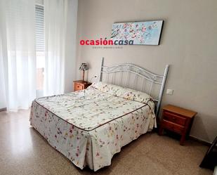 Bedroom of Flat to rent in Pozoblanco  with Air Conditioner, Heating and Parquet flooring