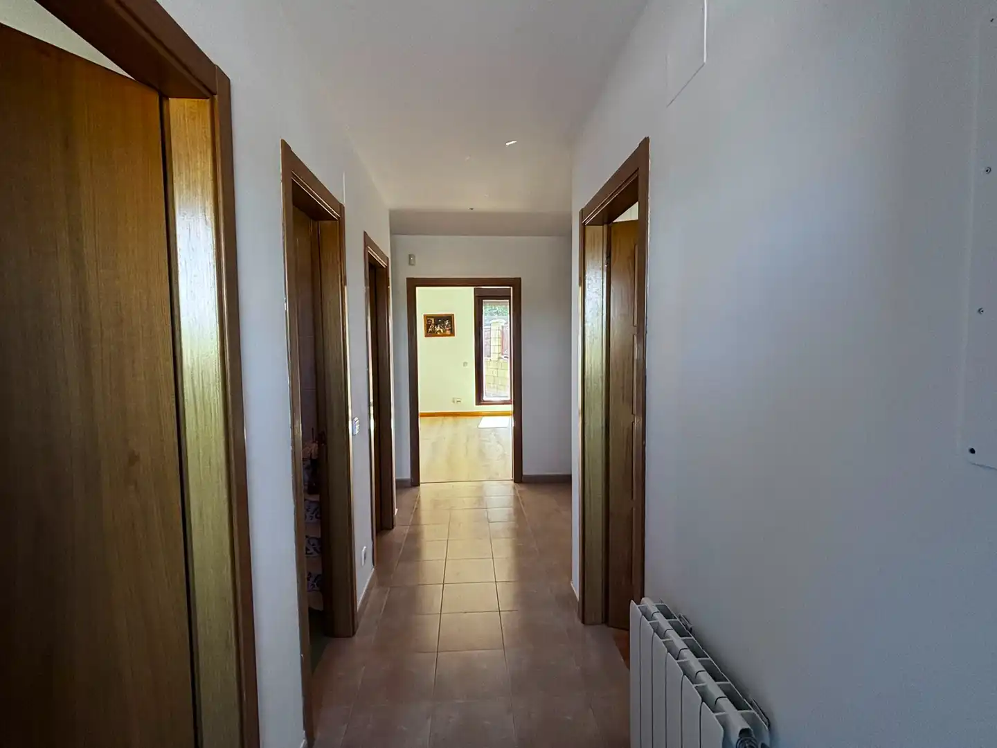 Einfamilien-Reihenhaus zum Verkauf in Burgos mit Heizung, Terrasse und Abstellraum