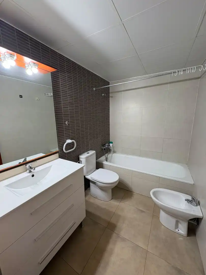 Baño de Piso en venta en L'Aldea, Tarragona