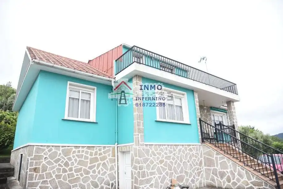 Casa o xalet en venda a A Malata - Catabois - Ciudad Jardín