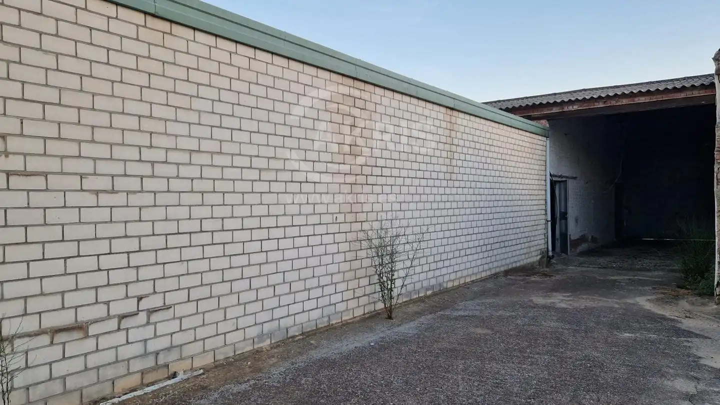 Vista exterior de Nave industrial en venta en La Mata