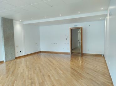 Büro zur Miete in Iturrama