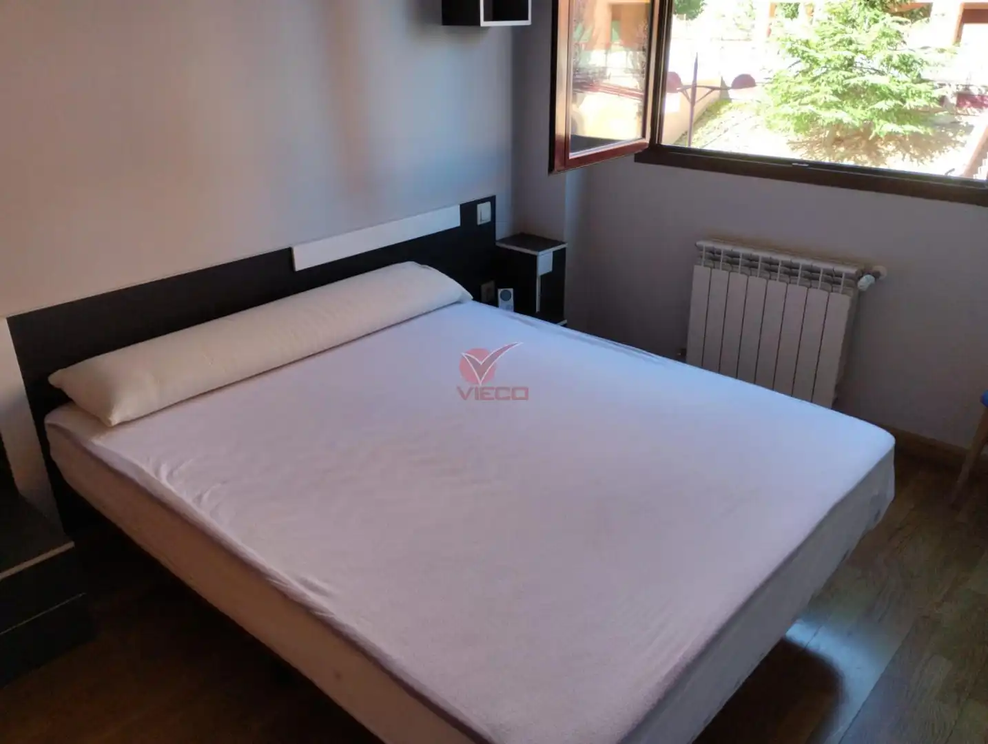 Habitación de Piso en venta en Cuenca con Calefacción, Terraza y Trastero