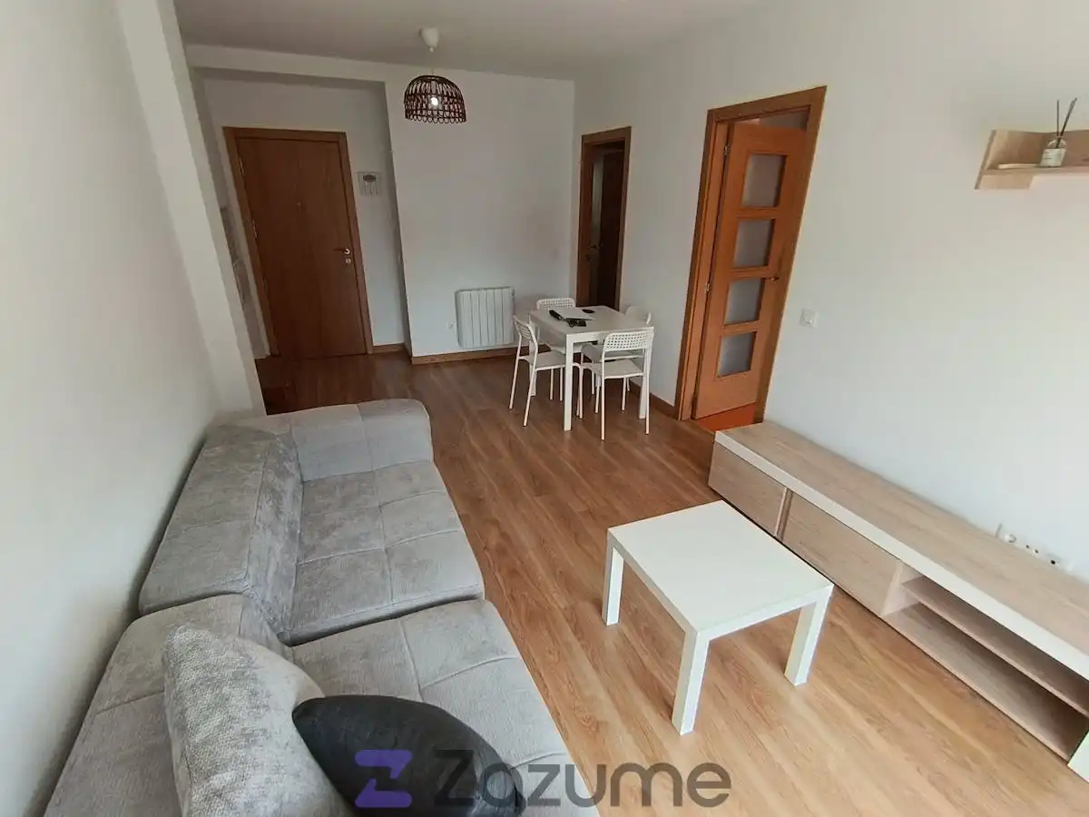 Living room of Flat for rent in Carmena  with Heating, Parquet flooring and Furnished