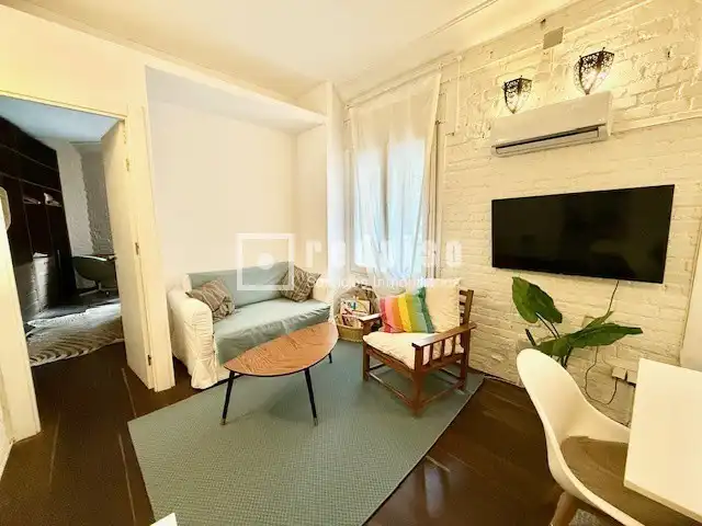 Sala de estar de Piso de alquiler en Madrid con Aire acondicionado, Calefacción y Jardín privado