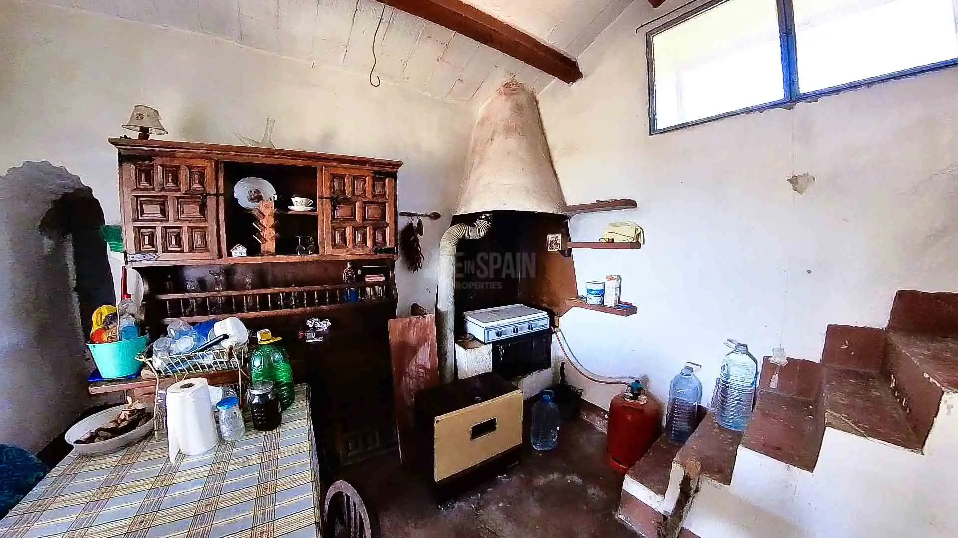 Country homes for sale in L'Ampolla