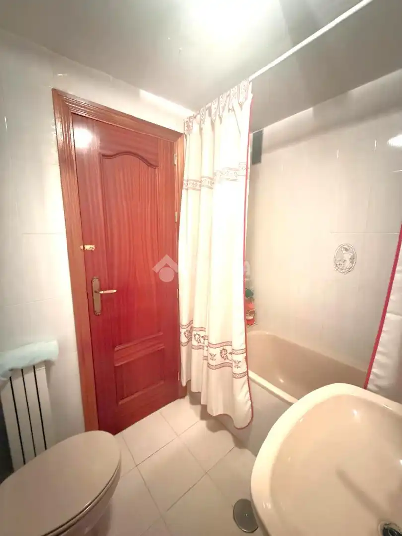 Bathroom of Flat for sale in Talavera de la Reina  with Heating and Furnished
