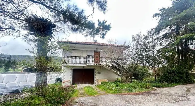 Vista exterior de Casa o xalet en venda en Escalante
