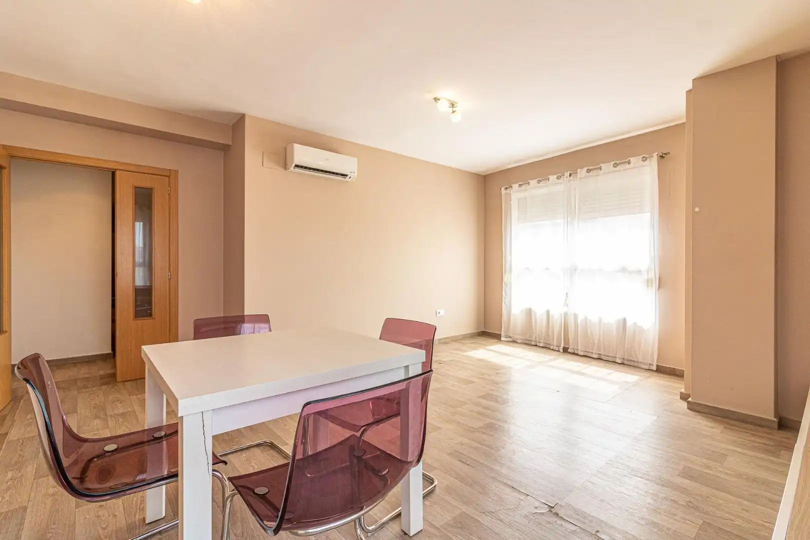 Comedor de Piso en venta en Carlet con Aire acondicionado, Calefacción y Parquet