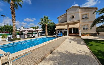 Piscina de Casa o xalet en venda en San Vicente del Raspeig / Sant Vicent del Raspeig amb Aire condicionat, Terrassa i Piscina