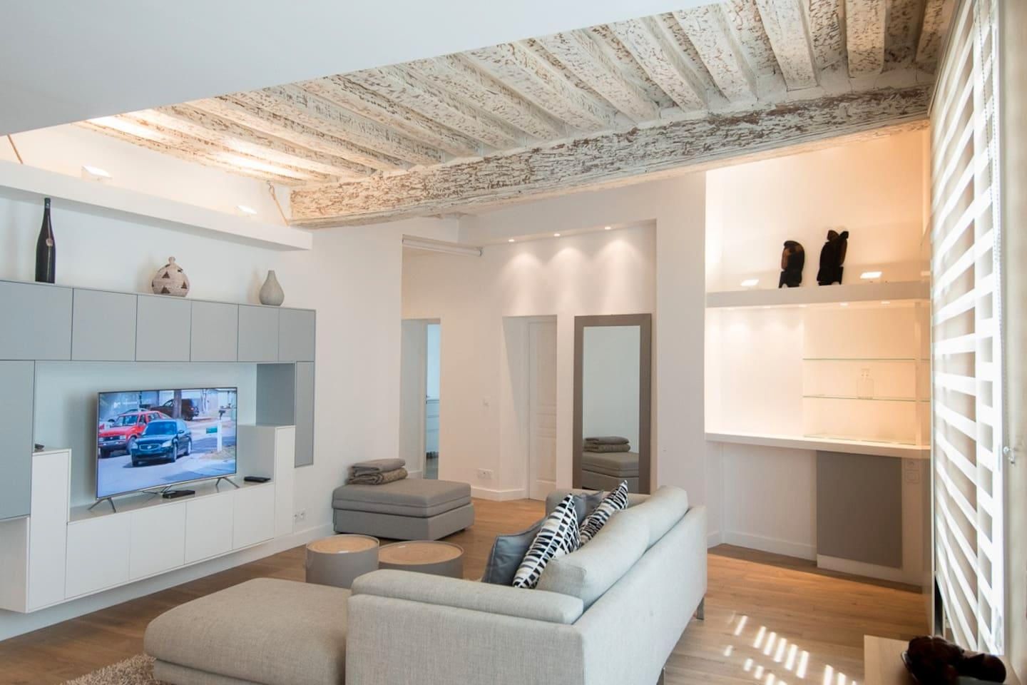 Sala d'estar de Apartament de lloguer en  Madrid Capital amb Aire condicionat, Moblat i Microones