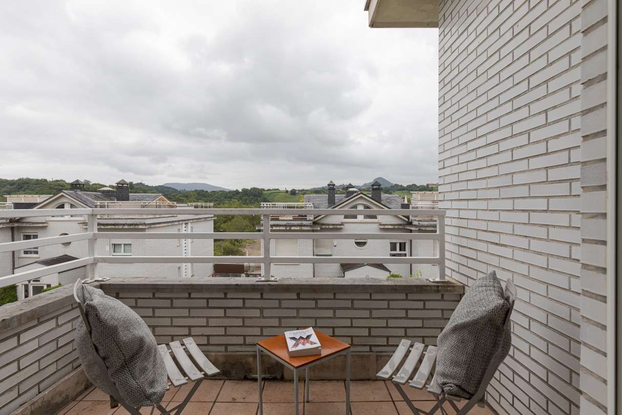 Terrassa de Dúplex en venda en Donostia - San Sebastián  amb Calefacció, Terrassa i Traster