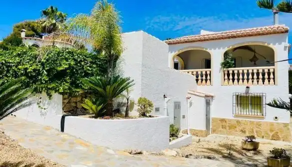 Vista exterior de Casa o chalet en venta en Jávea / Xàbia con Aire acondicionado, Jardín privado y Piscina