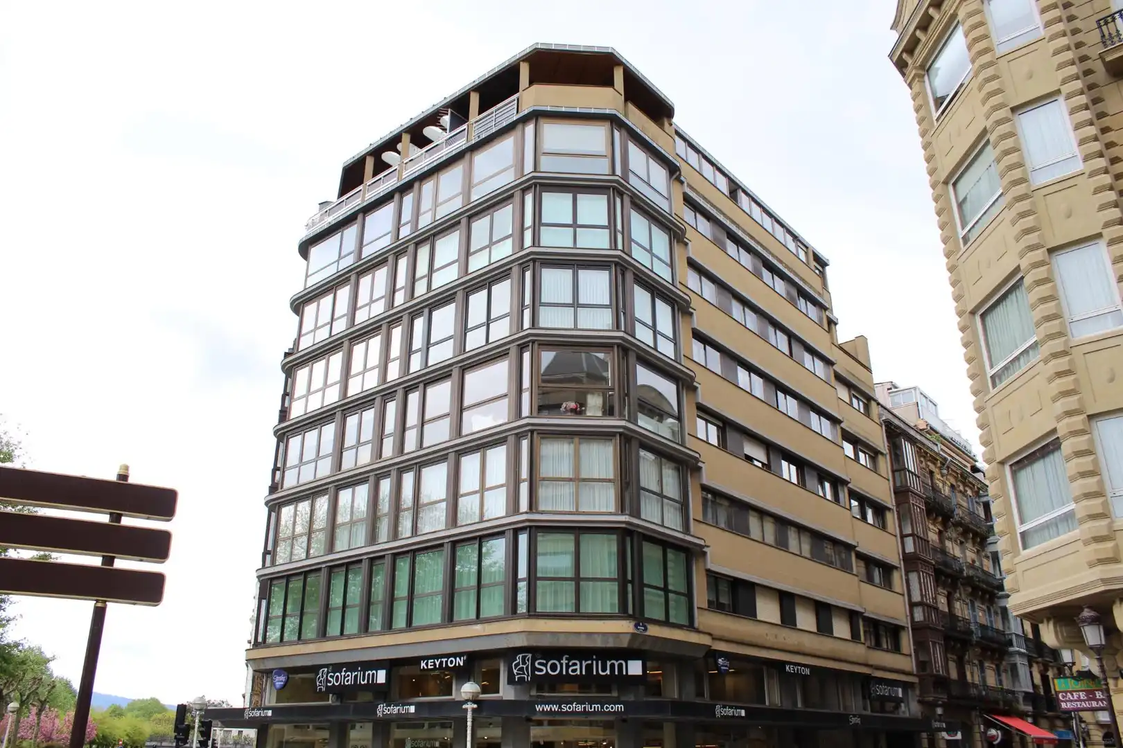 Vista exterior de Piso en venta en Donostia - San Sebastián  con Calefacción y Alarma