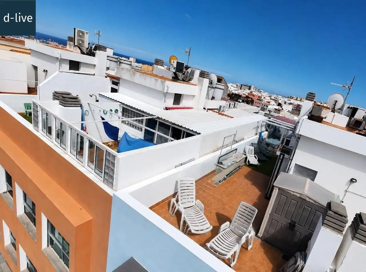 Vista exterior de Ático en venta en Las Palmas de Gran Canaria con Terraza