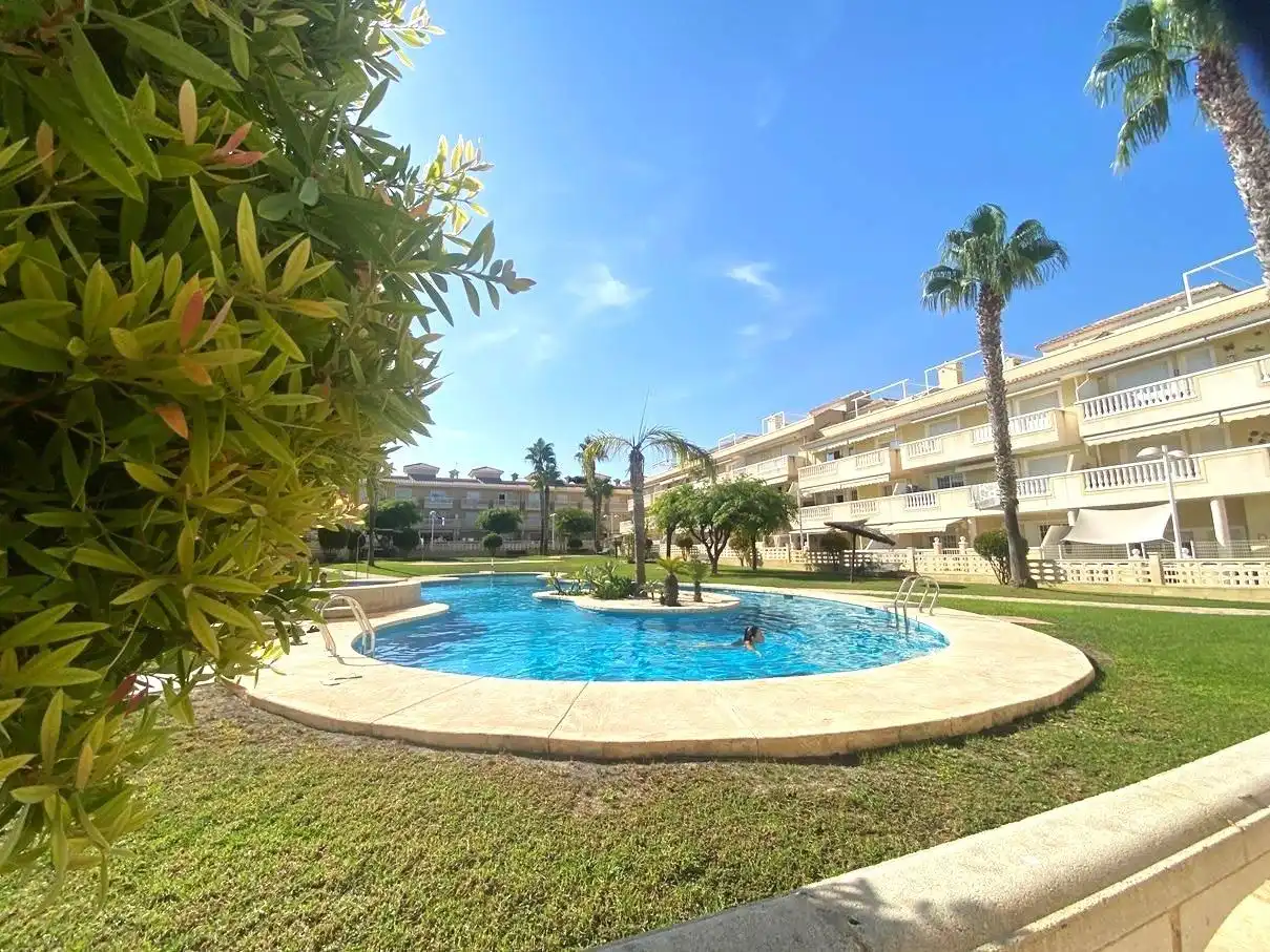 Flat with terrace for sale in Gran Alacant
