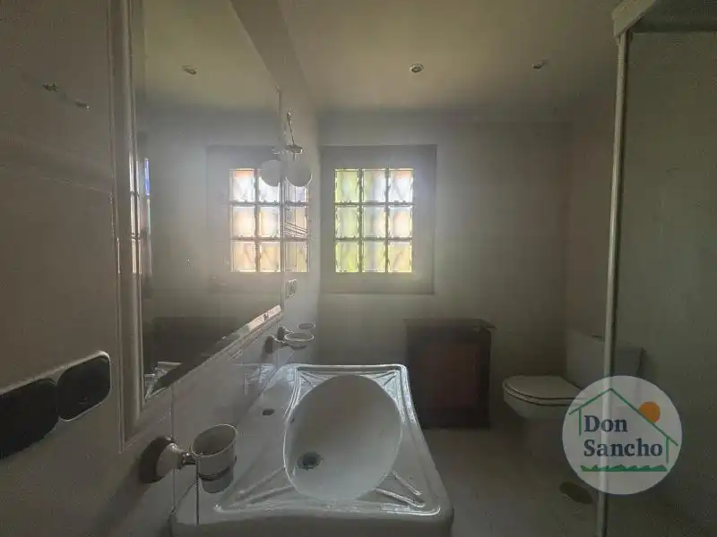 Baño de Casa o chalet en venta en Simancas con Trastero y Piscina