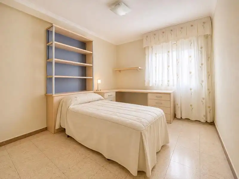 Dormitori de Pis en venda en Málaga amb Aire condicionat, Calefacció i Terrassa