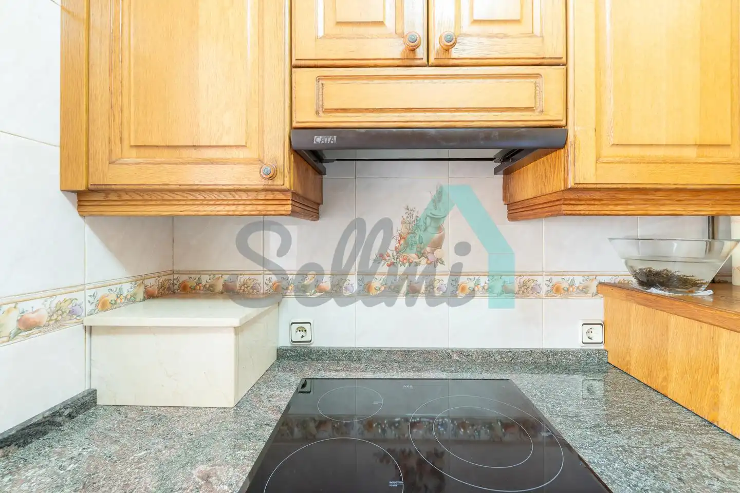 Kitchen of Flat for sale in San Martín del Rey Aurelio  with Heating, Parquet flooring and Storage room