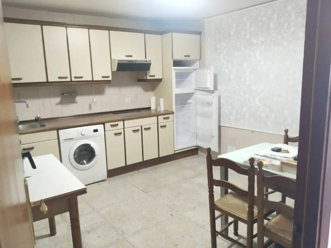 Cocina de Casa adosada en venta en Susinos del Páramo con Calefacción, Terraza y Amueblado