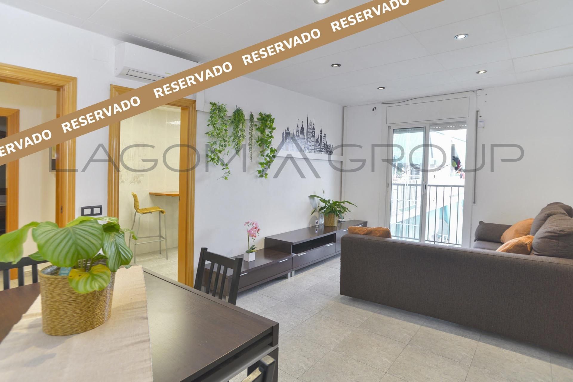 Sala d'estar de Àtic en venda en Viladecans amb Balcó