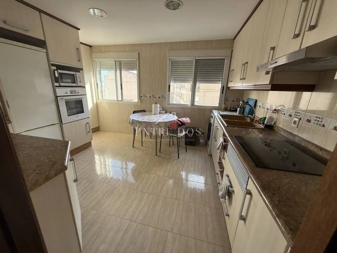 Flat for rent in Avenida Puerto, El Grao