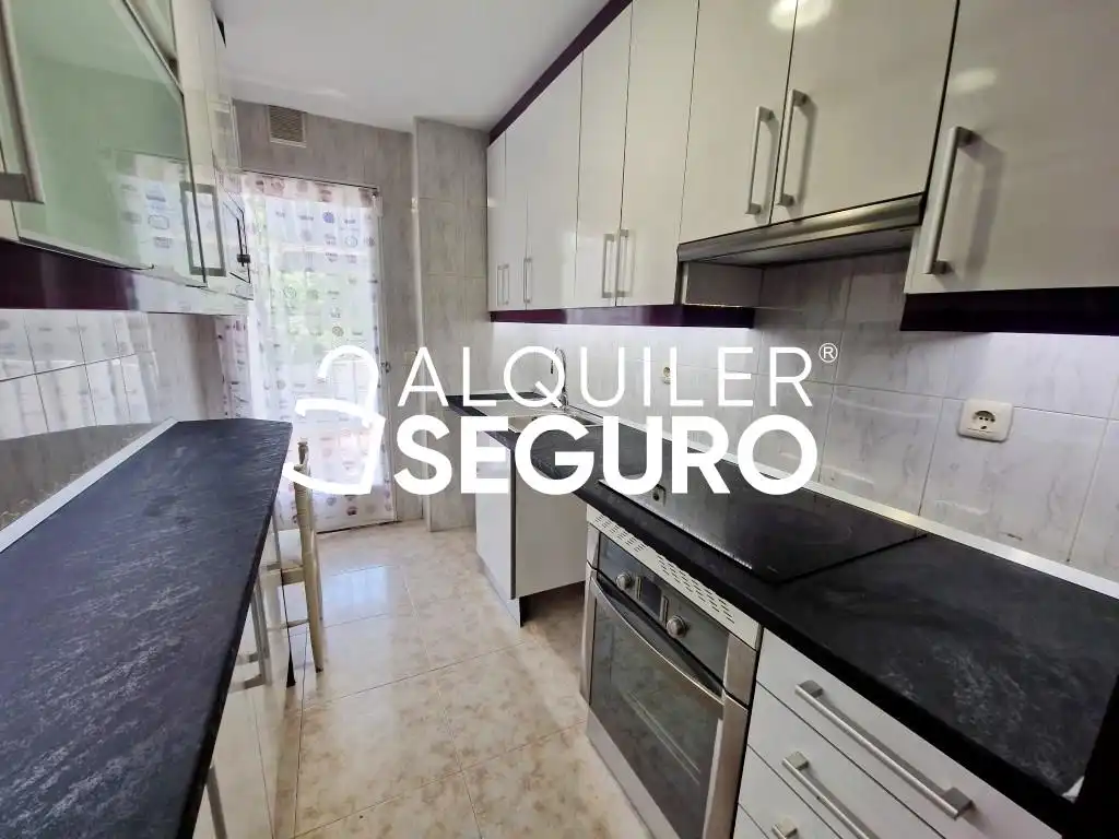 Cocina de Piso de alquiler en Humanes de Madrid con Aire acondicionado, Calefacción y Terraza