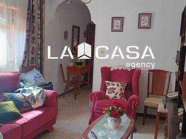 Pis amb balcó en venda a Calle Cara Ancha
