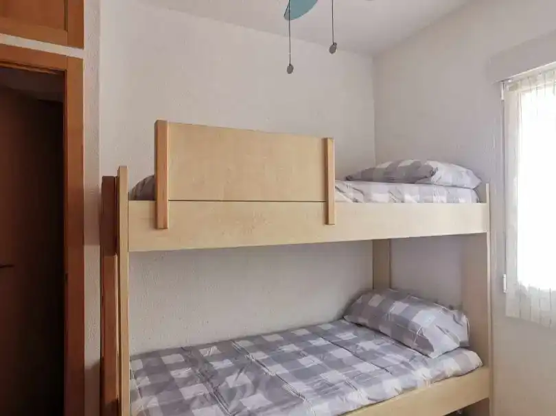 Habitación de Piso de alquiler en Cartagena con Aire acondicionado y Amueblado