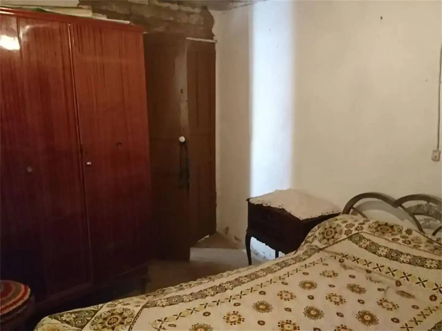 Habitación de Casa adosada en venta en Bermellar