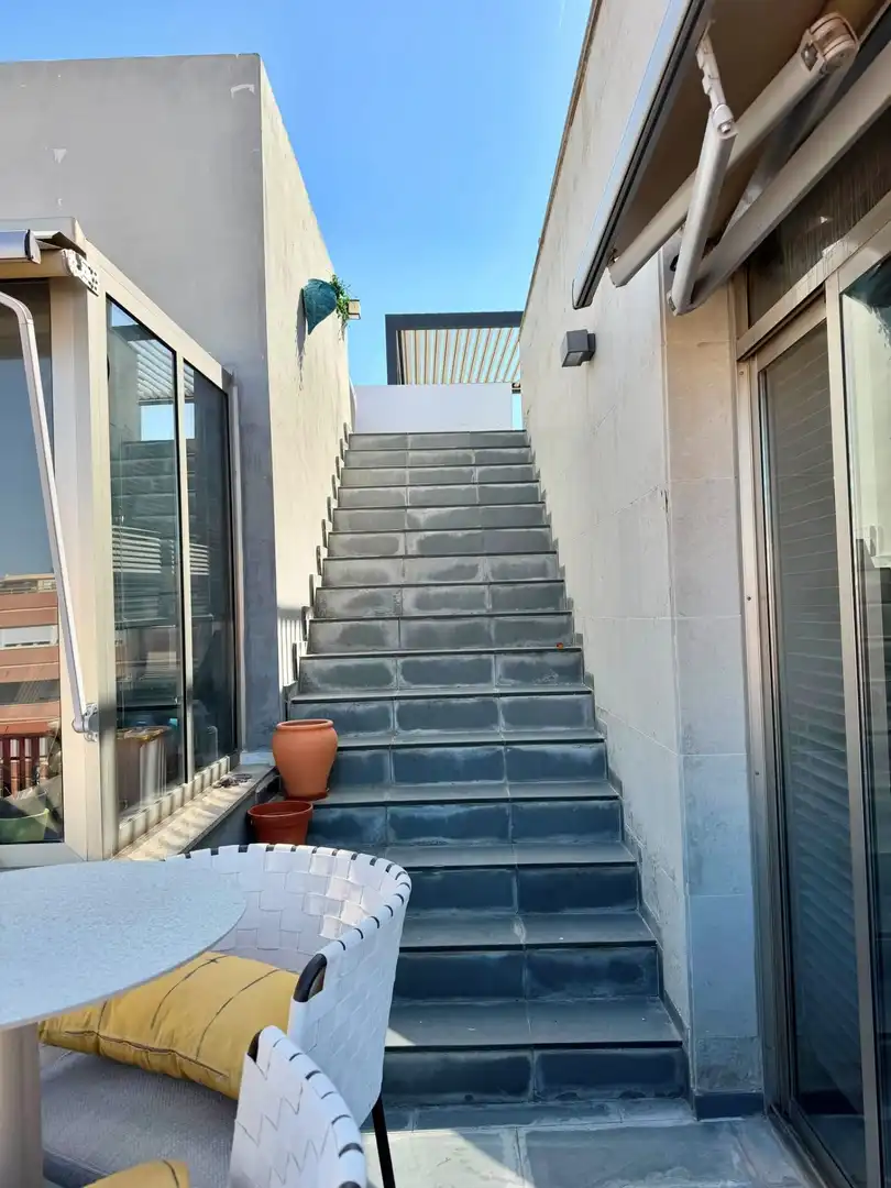 Terrasse von Dachboden zum Verkauf in Alicante / Alacant mit Klimaanlage, Heizung und Terrasse