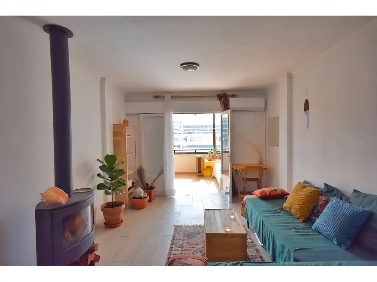 Sala d'estar de Àtic en venda en Alcúdia amb Aire condicionat, Terrassa i Moblat