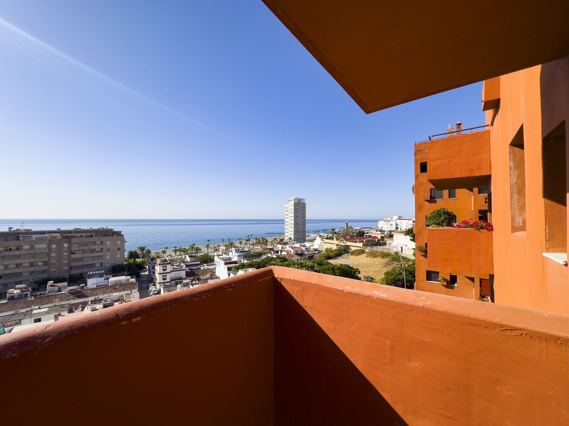 Dormitori de Apartament en venda en Estepona amb Calefacció, Terrassa i Traster