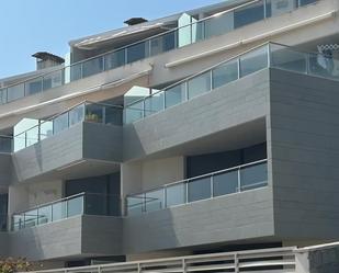 Vista exterior de Planta baixa en venda en Vinaròs amb Terrassa i Piscina comunitària