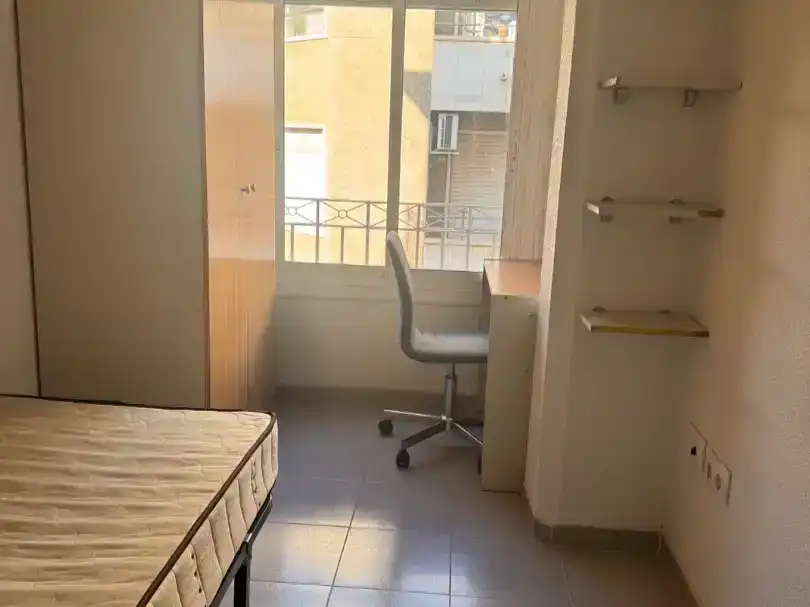 Bedroom of Flat for rent in Elche / Elx  with Air Conditioner and Furnished
