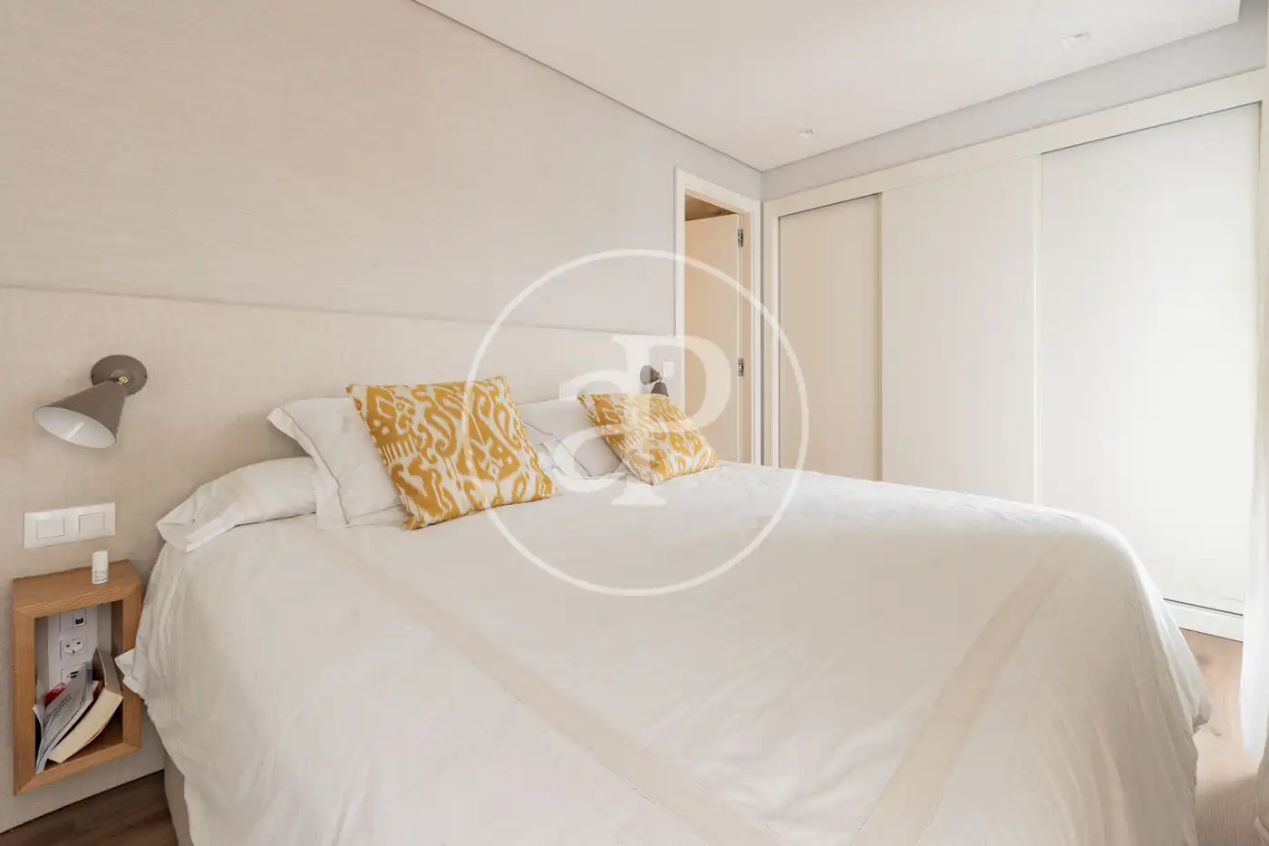 Schlafzimmer von Wohnung zum Verkauf in Madrid mit Klimaanlage, Heizung und Terrasse
