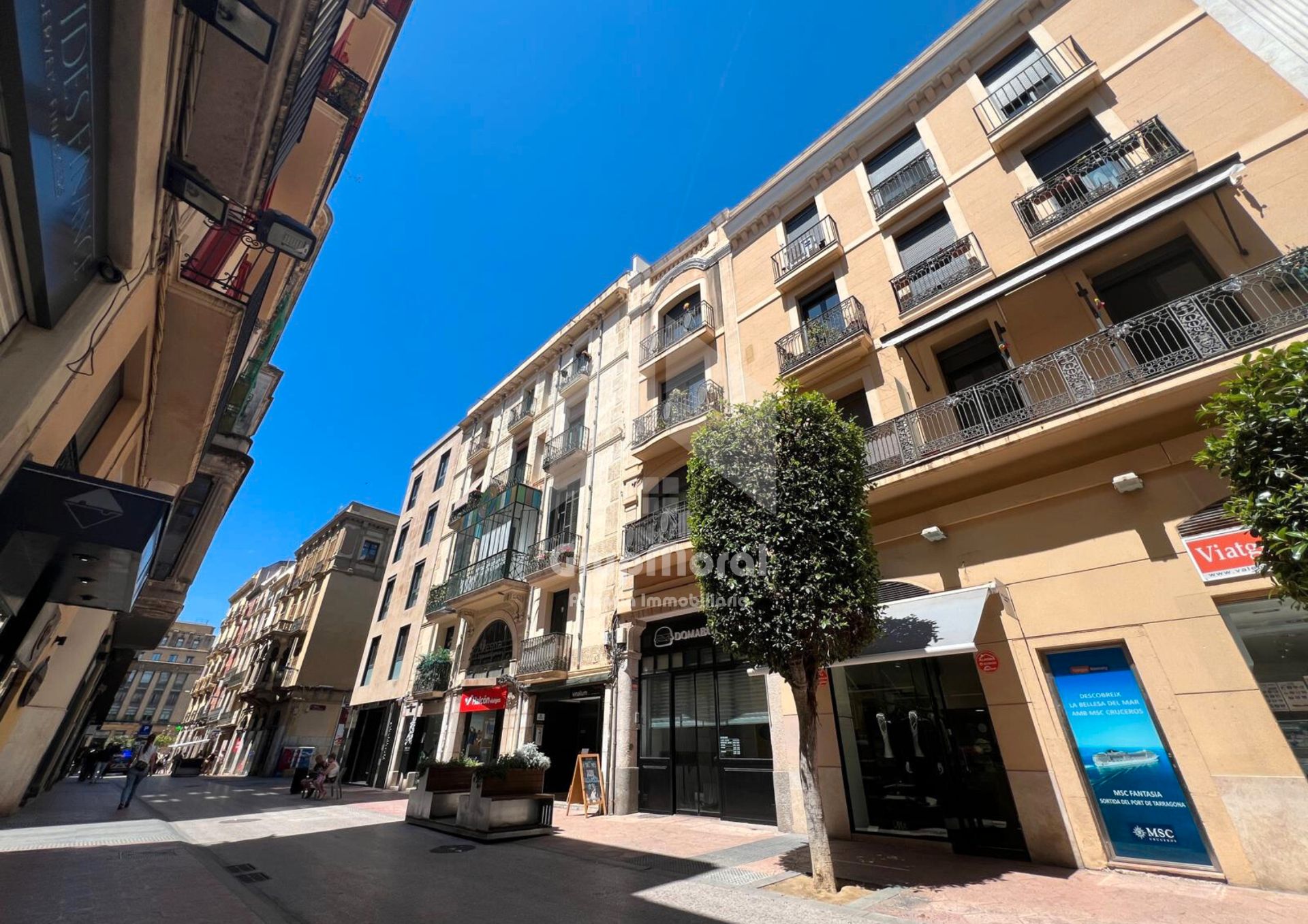 Exterior view of Duplex for sale in Reus  with Parquet flooring