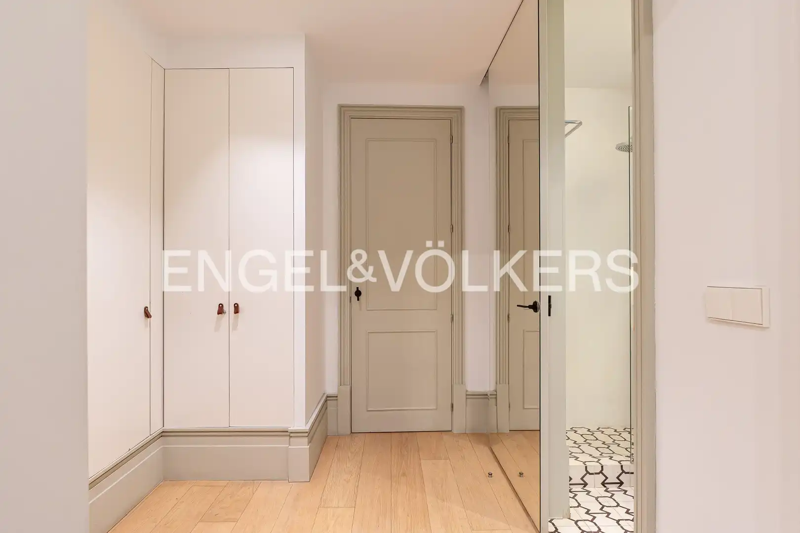 Wohnung zur Miete in Madrid mit Klimaanlage, Heizung und Möbliert